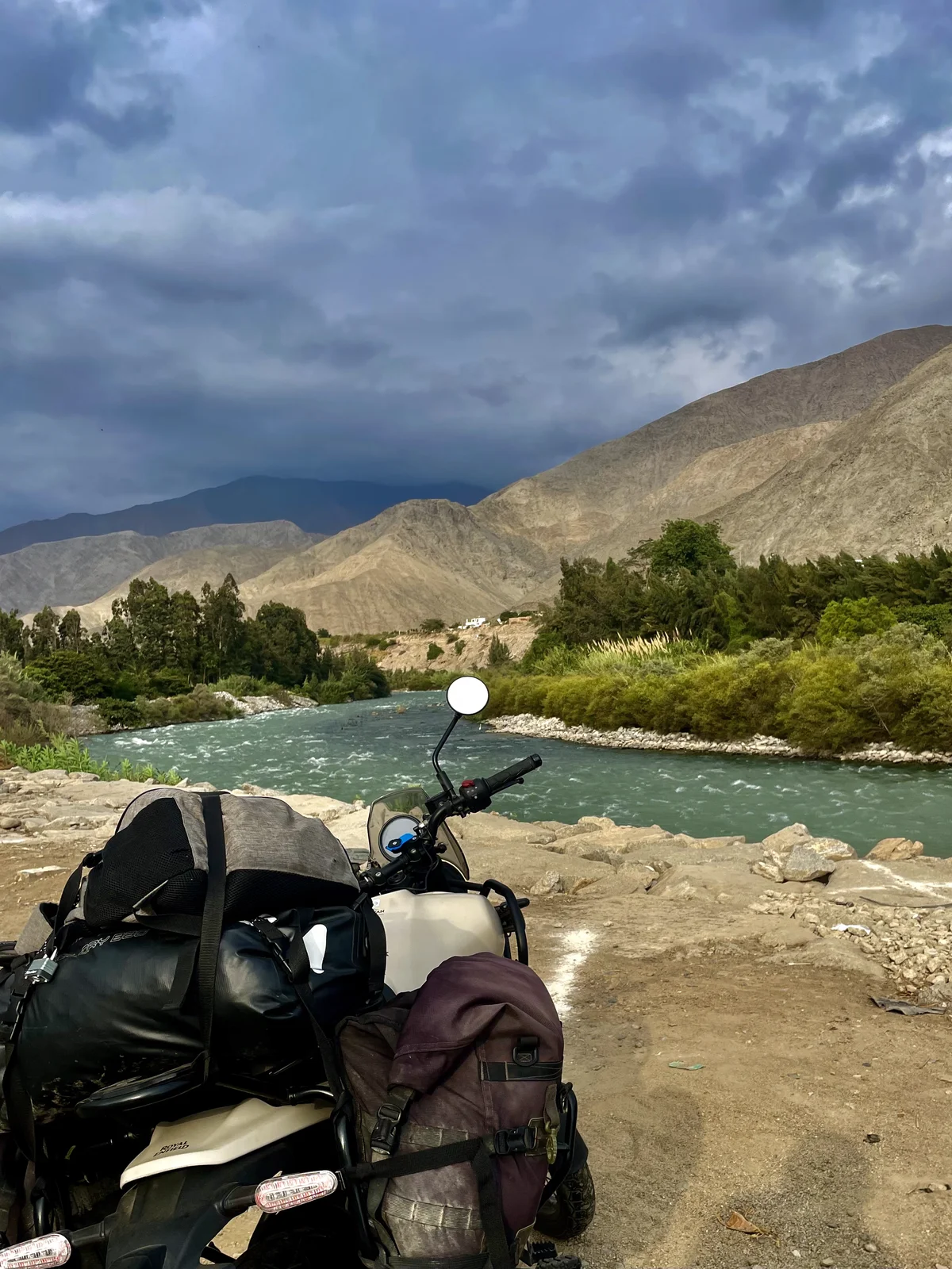 Himalayan loaded with luggage